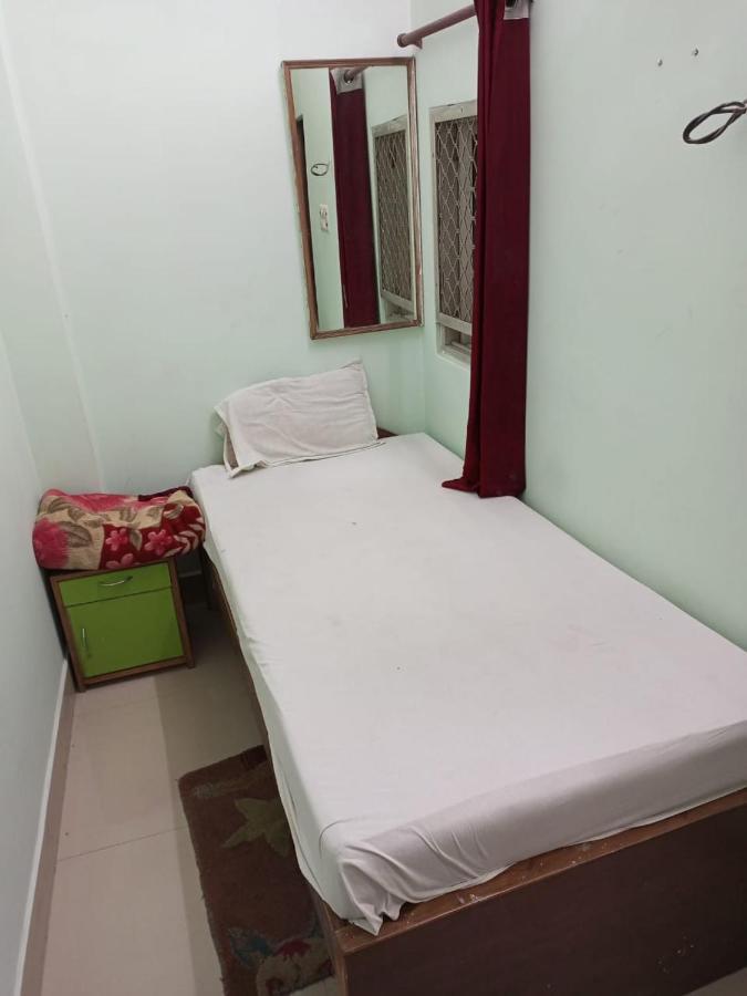 7 Seas Guest House Benares Buitenkant foto